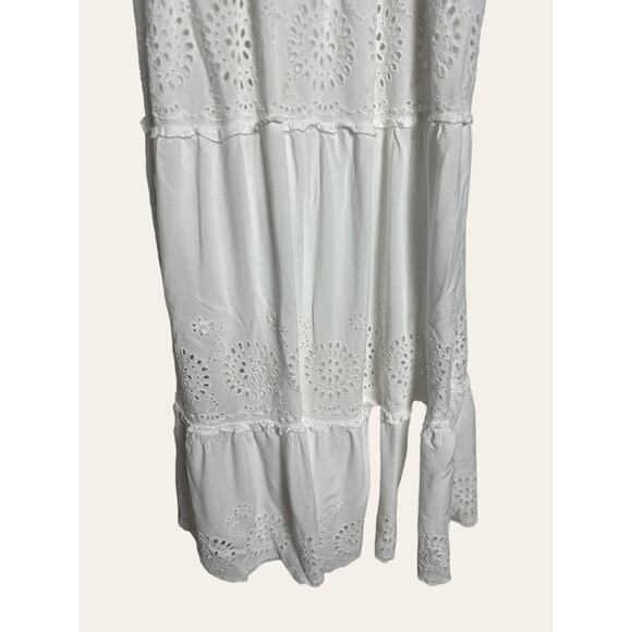 Jessica Simpson White Eyelet Smocked Sleeveless Maxi Dress Size XL - Picture 6 of 7